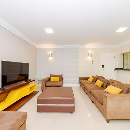 Apto Amplo 1Suite Mais 2Quartos - Quadra Mar 50M Da Praia - Somente Familiares Balneário Camboriú Extérieur photo