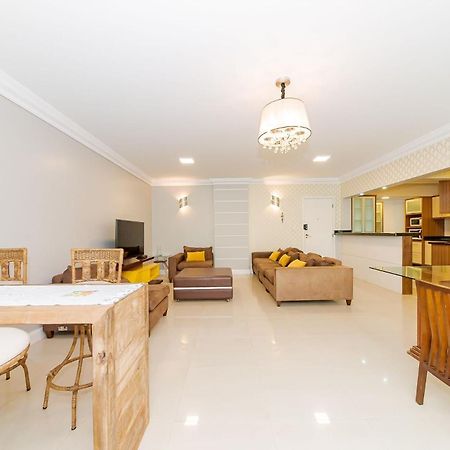 Apto Amplo 1Suite Mais 2Quartos - Quadra Mar 50M Da Praia - Somente Familiares Balneário Camboriú Extérieur photo