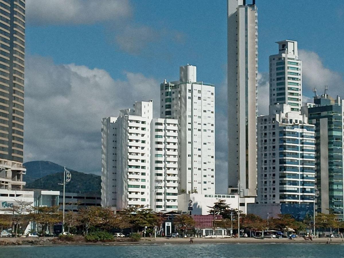 Apto Amplo 1Suite Mais 2Quartos - Quadra Mar 50M Da Praia - Somente Familiares Balneário Camboriú Extérieur photo
