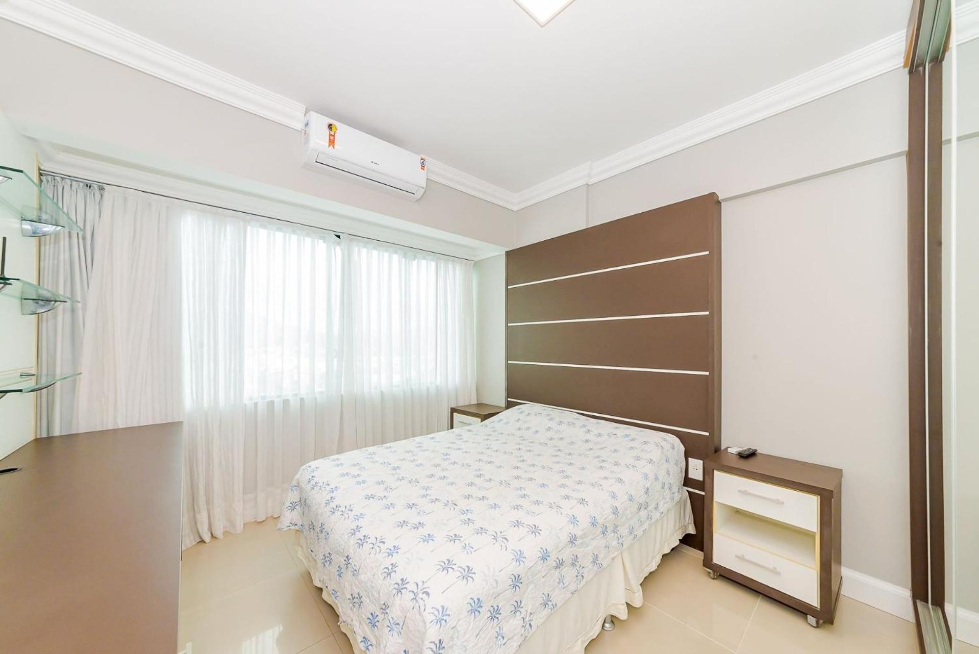 Apto Amplo 1Suite Mais 2Quartos - Quadra Mar 50M Da Praia - Somente Familiares Balneário Camboriú Extérieur photo